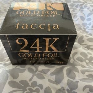 Faccia 24K gold foil moisturizer